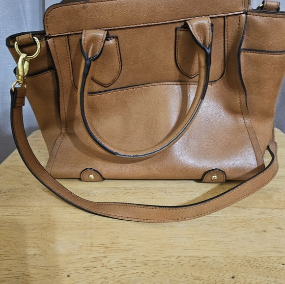 London Frog - Picture 2 of 9